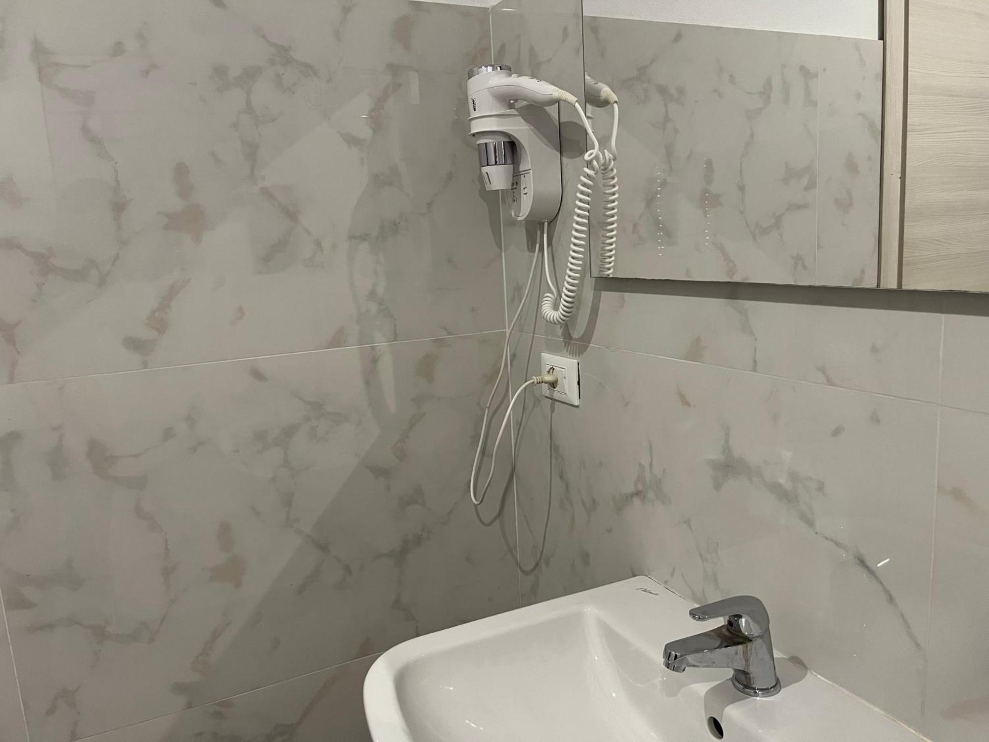 Affittacamere Self Check-In Francesca Vecchia Pontirolo Nuovo Phòng bức ảnh